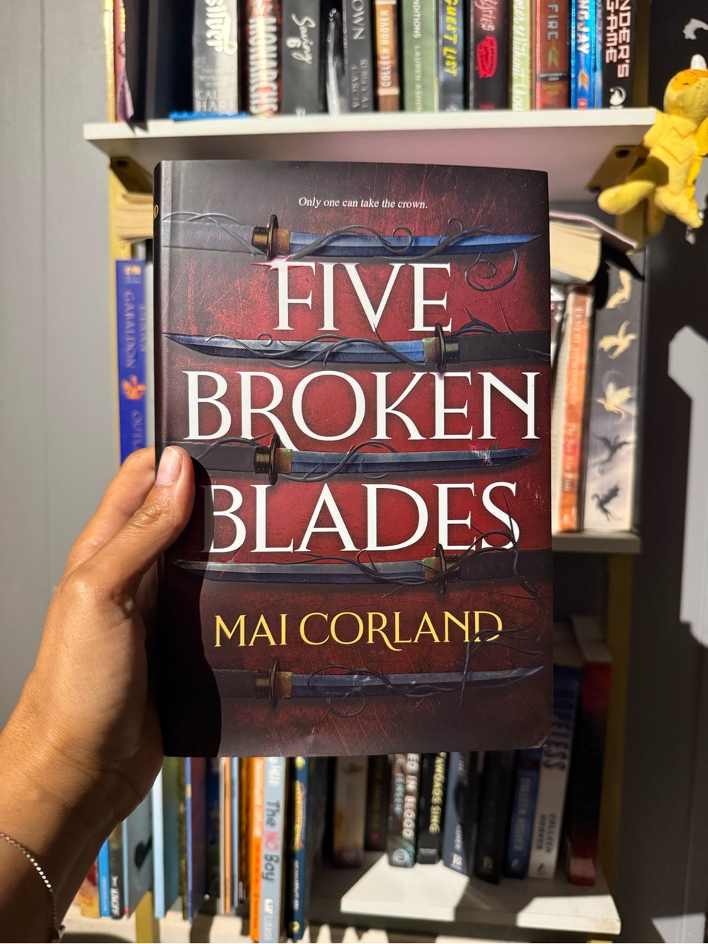 💛 3 for $15 💛 Five Broken Blades by Mai Corland - Red & Gold Hardcover